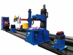 Combined type automatic welding station